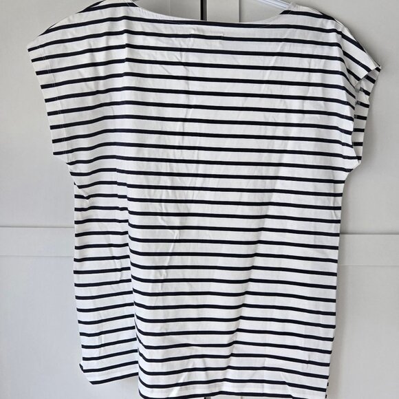 Hug & Clau T shirt - Size M - Picture 2 of 7